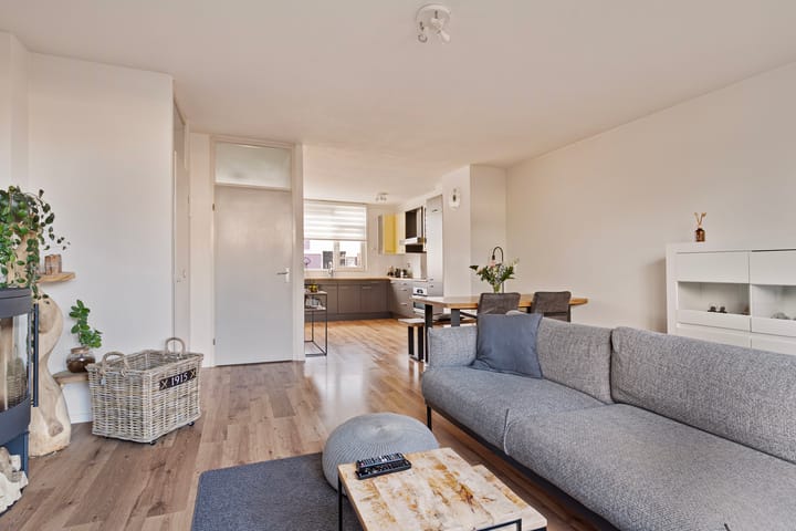 Foto 7 van Bredaweg 25