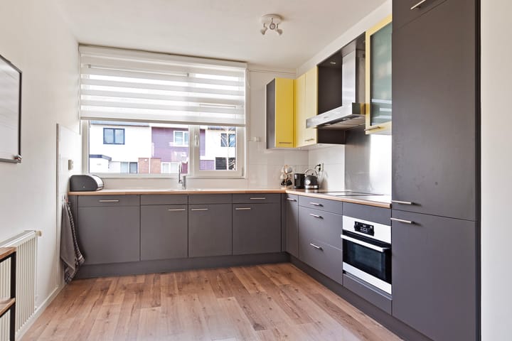 Foto 9 van Bredaweg 25