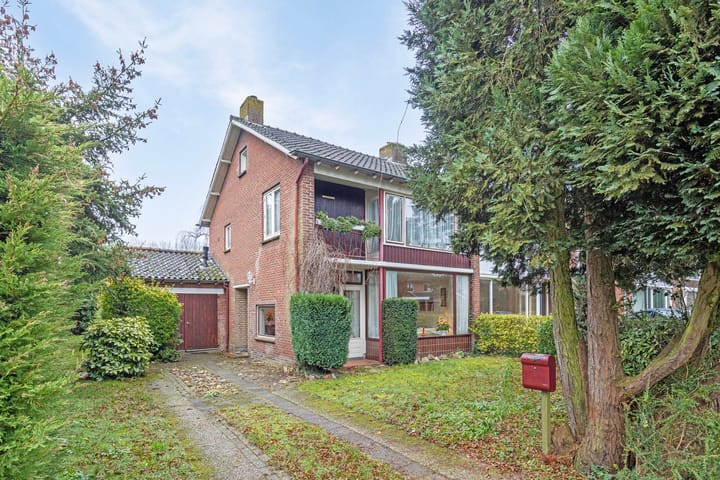 Foto 1 van Tesselschadestraat 1