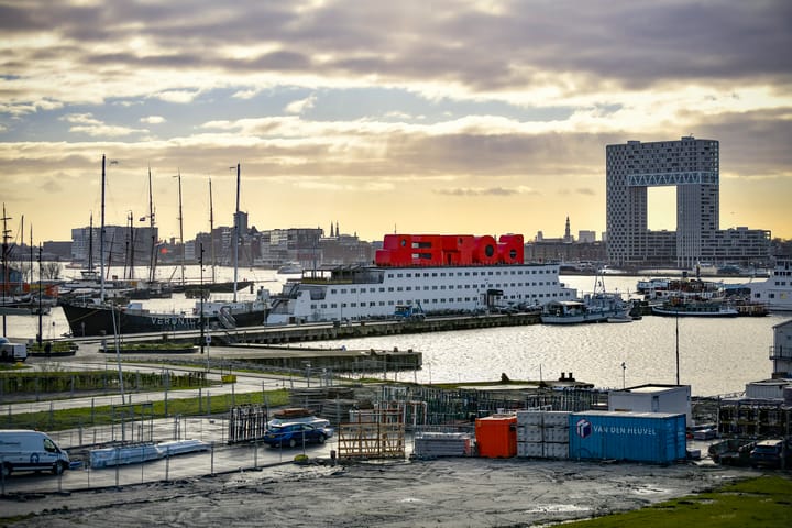 Foto 15 van NDSM-straat 45