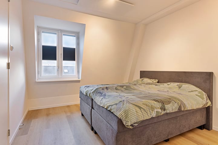 Foto 10 van Benedeneind NZ 478-I