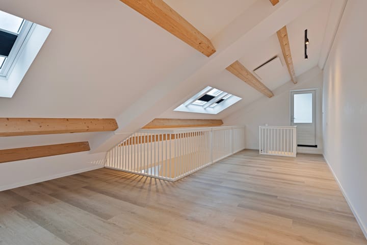 Foto 16 van Benedeneind NZ 478-I