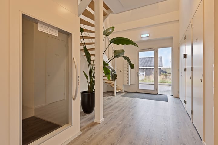 Foto 22 van Benedeneind NZ 478-I