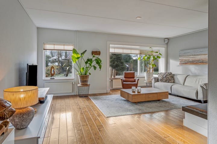 Foto 9 van Vincent van Goghlaan 29