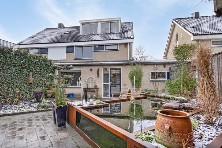 Foto 46 van Vincent van Goghlaan 29