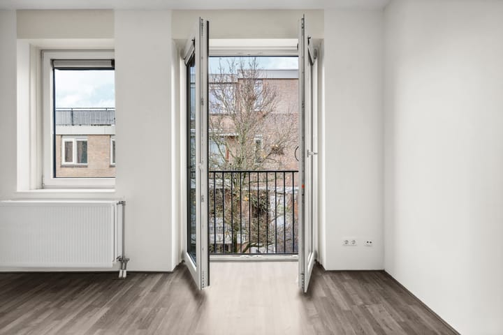 Foto 6 van Paulstraat 27-5