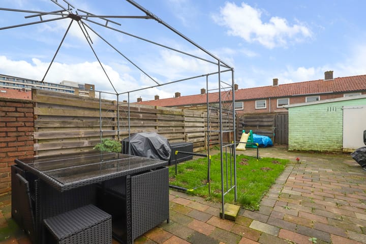 Foto 14 van Weegbreestraat 13