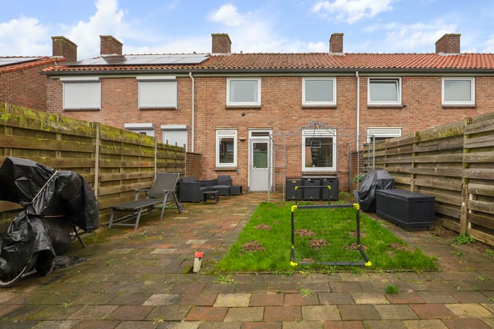 Foto 13 van Weegbreestraat 13