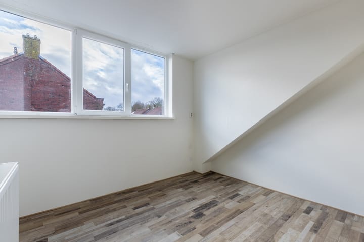 Photo 29 of Jan van Galenstraat 1-A