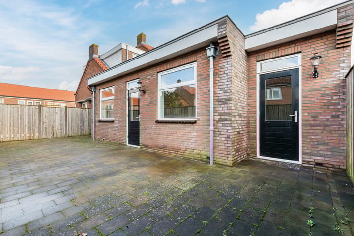 Photo 34 of Jan van Galenstraat 1-A