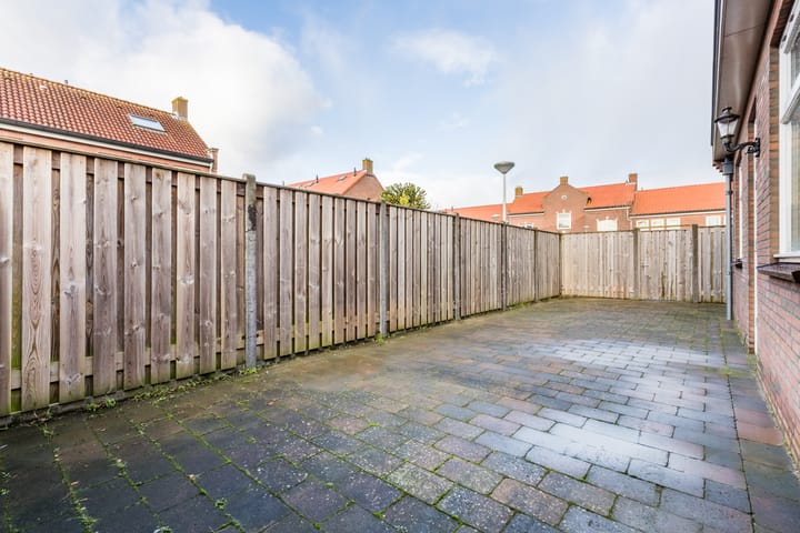 Photo 39 of Jan van Galenstraat 1-A