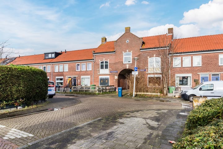 Photo 41 of Jan van Galenstraat 1-A