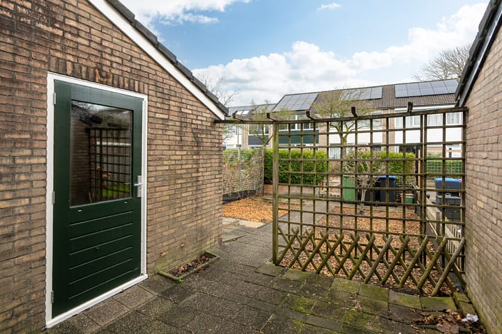 Foto 6 van Wilgenroosje 45