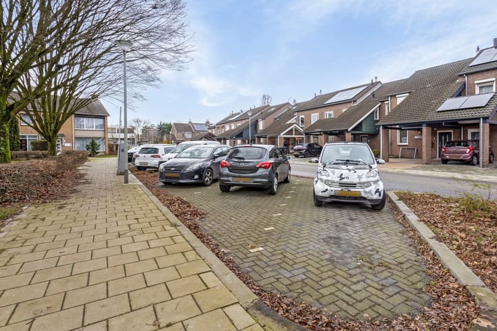 Foto 60 van Kasteel Heysterumstraat 40