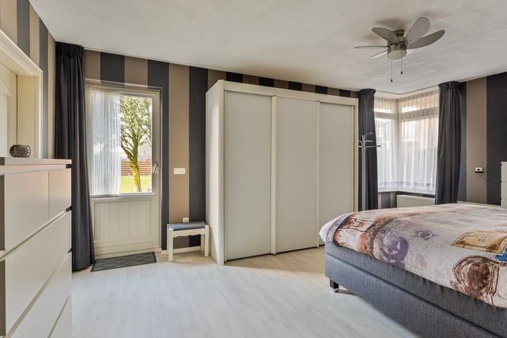 Foto 20 van Mr. Ovingstraat 1-A