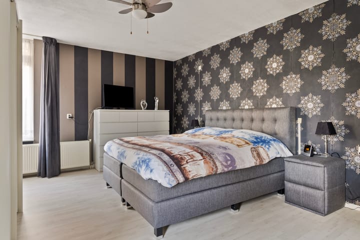 Foto 21 van Mr. Ovingstraat 1-A