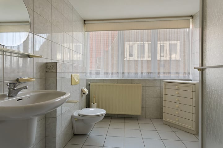 Foto 33 van Mr. Ovingstraat 1-A