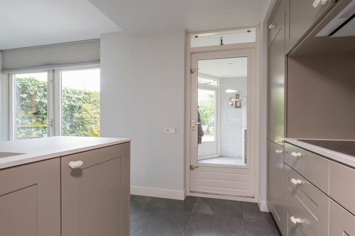 Foto 13 van Wallerstraat 145