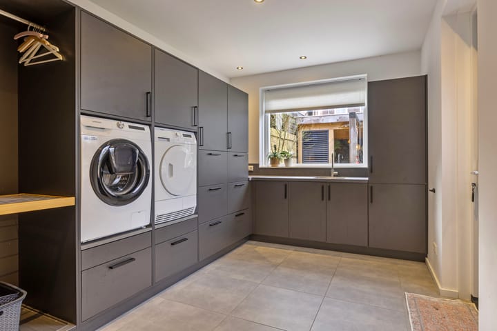 Photo 15 of Piet Joubertstraat 13