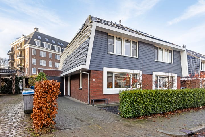 Photo 41 of Piet Joubertstraat 13