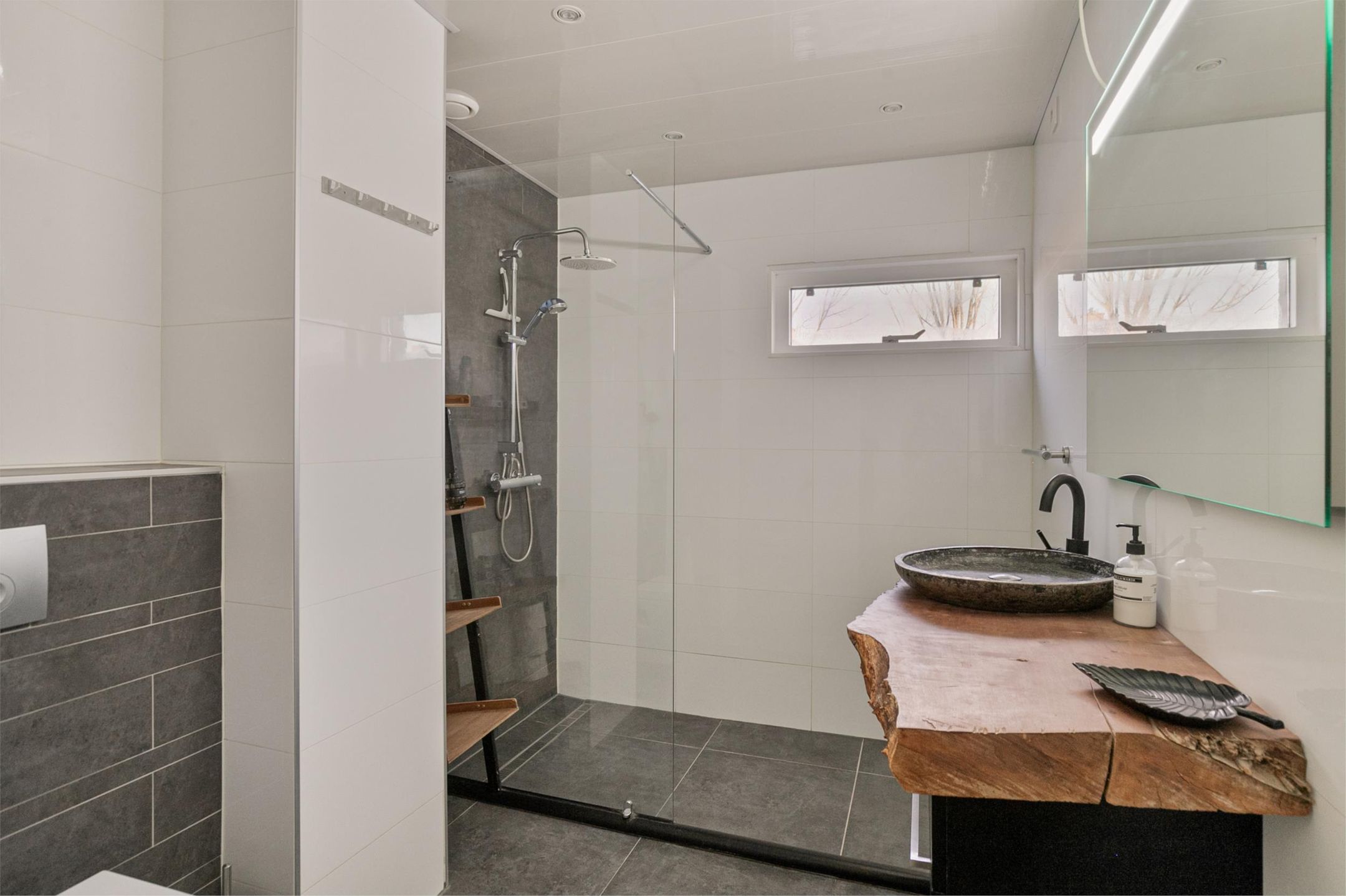 Photo 18 of Rijnland 233