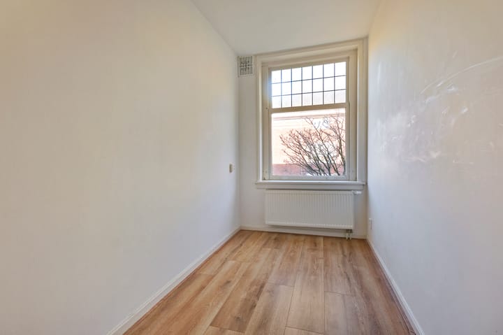 Foto 10 van Waalstraat 105-3