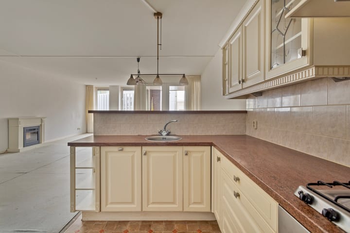 Foto 15 van Grotestraat 105-B