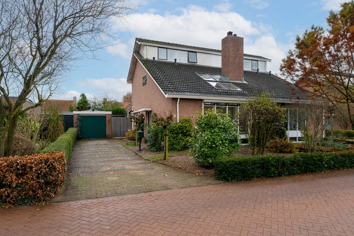 Foto 1 van Ridder van de Merwedestraat 12