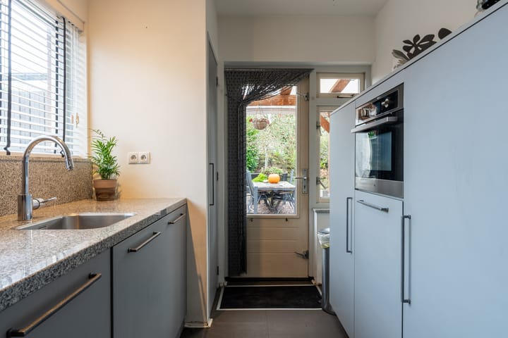 Foto 15 van Ridder van de Merwedestraat 12