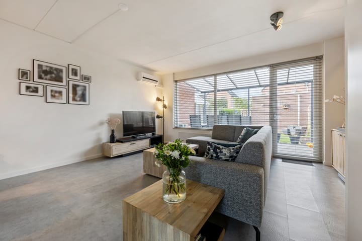 Foto 8 van Maststraat 10