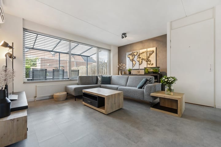 Foto 9 van Maststraat 10