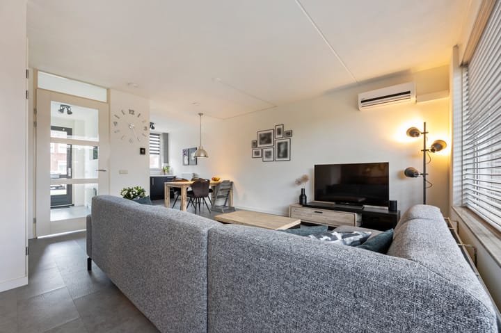 Foto 11 van Maststraat 10