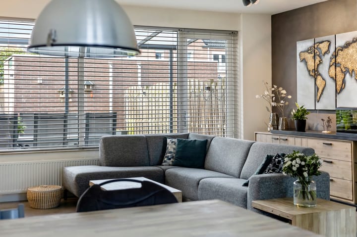 Foto 18 van Maststraat 10