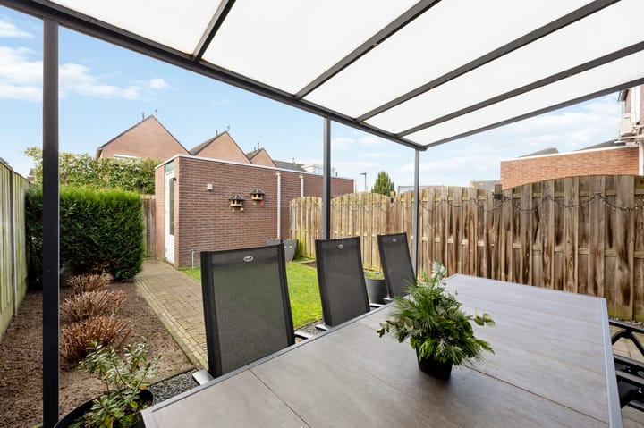 Foto 32 van Maststraat 10