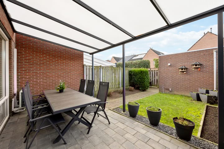 Foto 33 van Maststraat 10