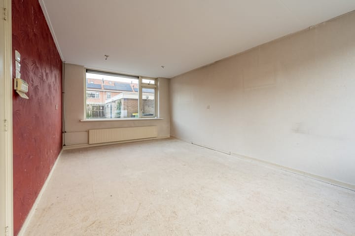 Photo 7 of Julianastraat 75