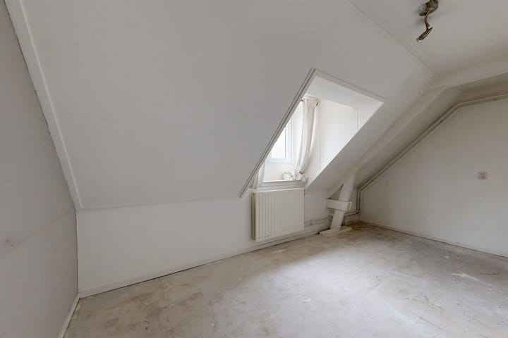 Photo 26 of van Liedekerkestraat 18