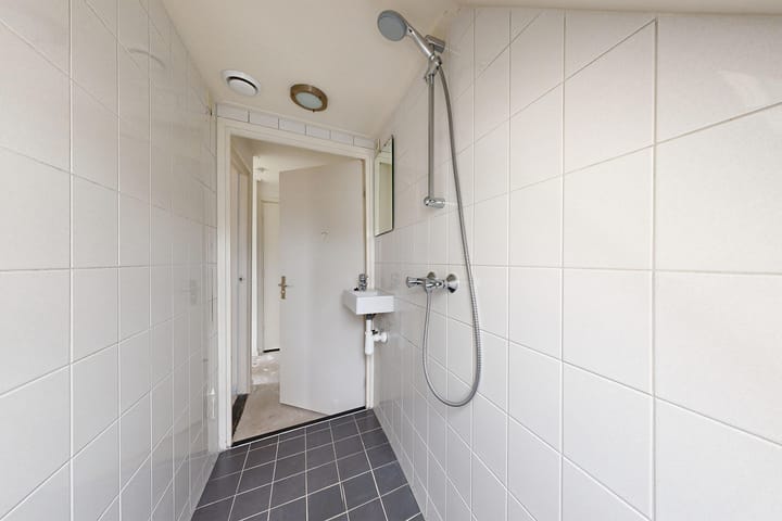 Photo 33 of van Liedekerkestraat 18