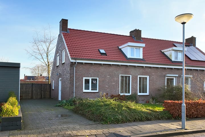 Photo 46 of van Liedekerkestraat 18