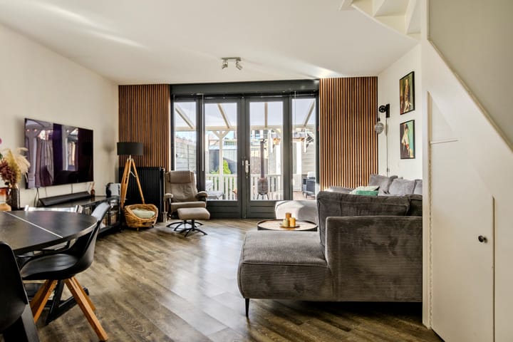 Photo 10 of Abe Bonnemastraat 124