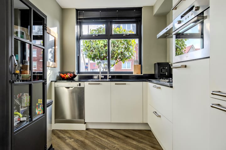 Photo 16 of Abe Bonnemastraat 124