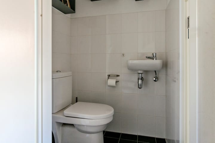 Photo 24 of Abe Bonnemastraat 124