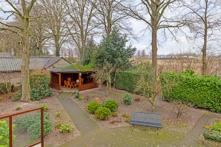 Foto 29 van Merelstraat 9