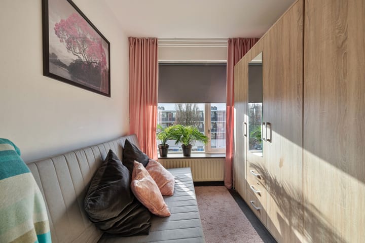 Foto 16 van Dahliastraat 48