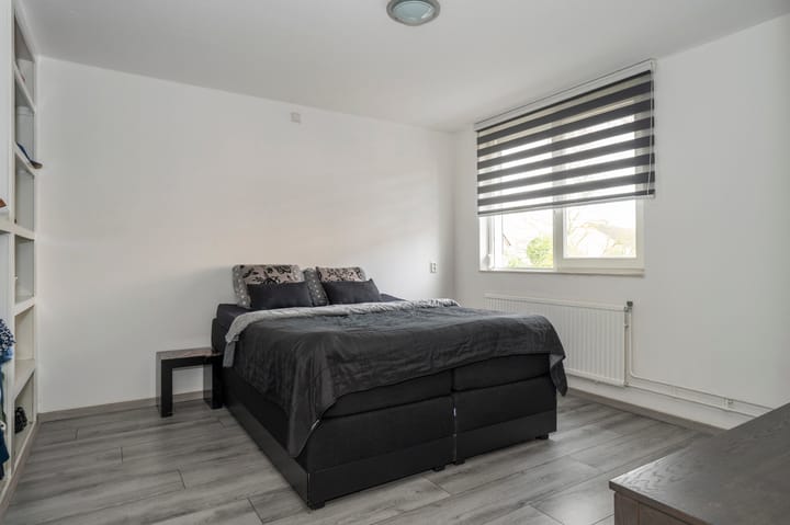 Foto 13 van Planetenhof 53