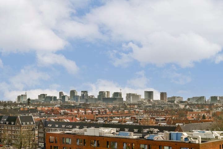 Foto 13 van Saskia van Uijlenburgkade 35