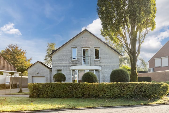 Foto 2 van Poelruiter 7