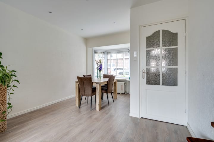 Photo 7 of Nicolaas Ruychaverstraat 80