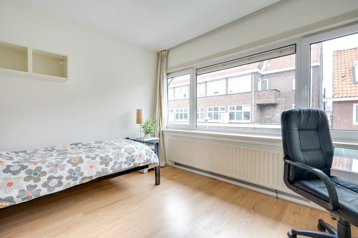 Photo 25 of Nicolaas Ruychaverstraat 80