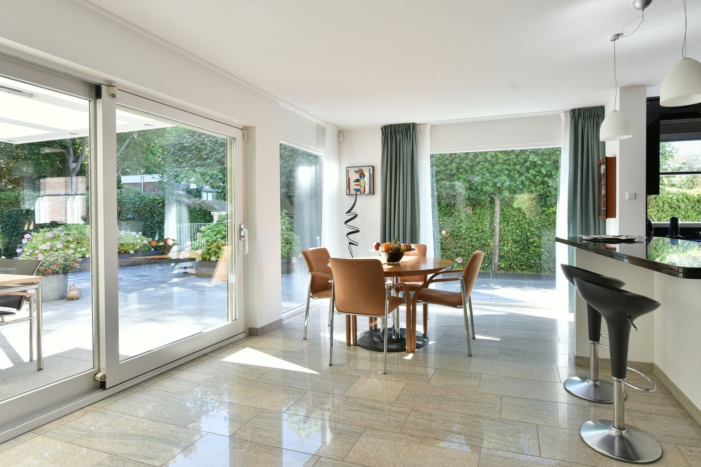 Foto 5 van Dokter Mees ten Oeverlaan 28